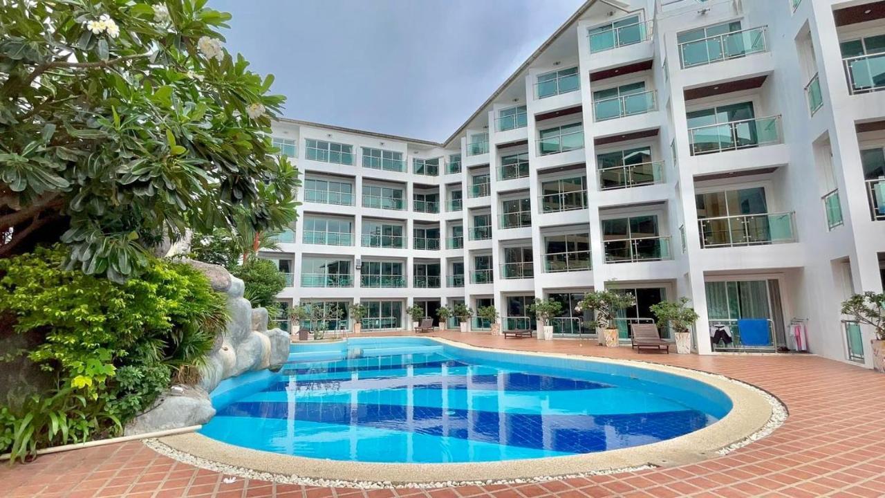 Dragon Beach Resort , Jomtien Beach Pattaya エクステリア 写真