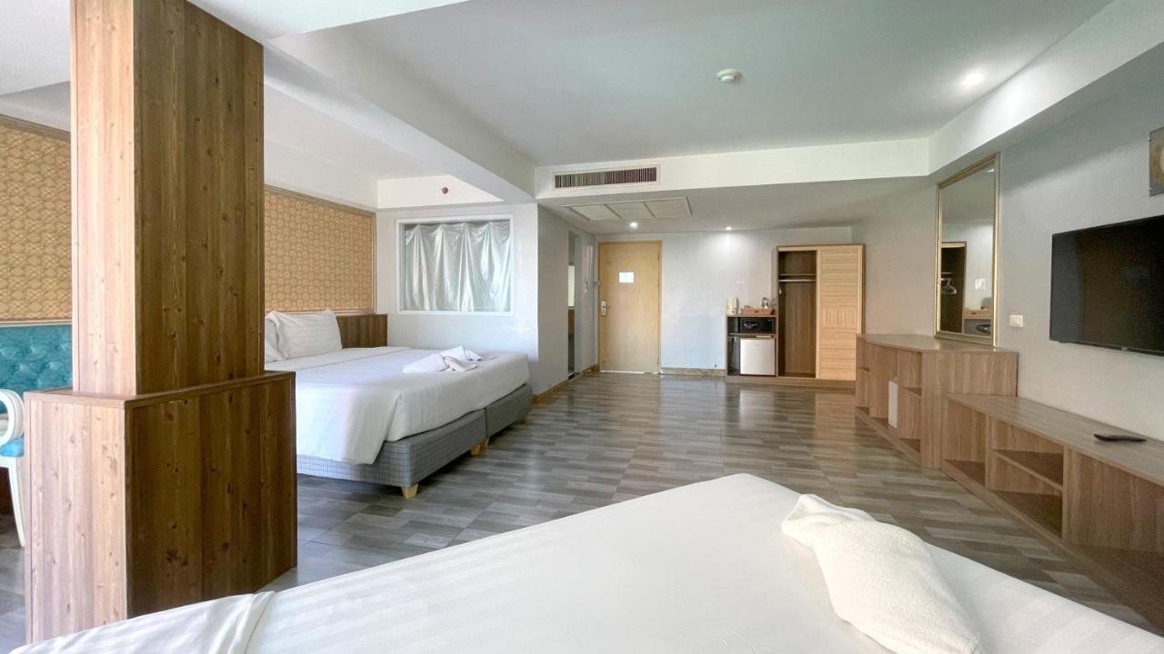 Dragon Beach Resort , Jomtien Beach Pattaya エクステリア 写真
