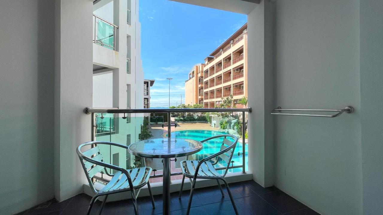 Dragon Beach Resort , Jomtien Beach Pattaya エクステリア 写真