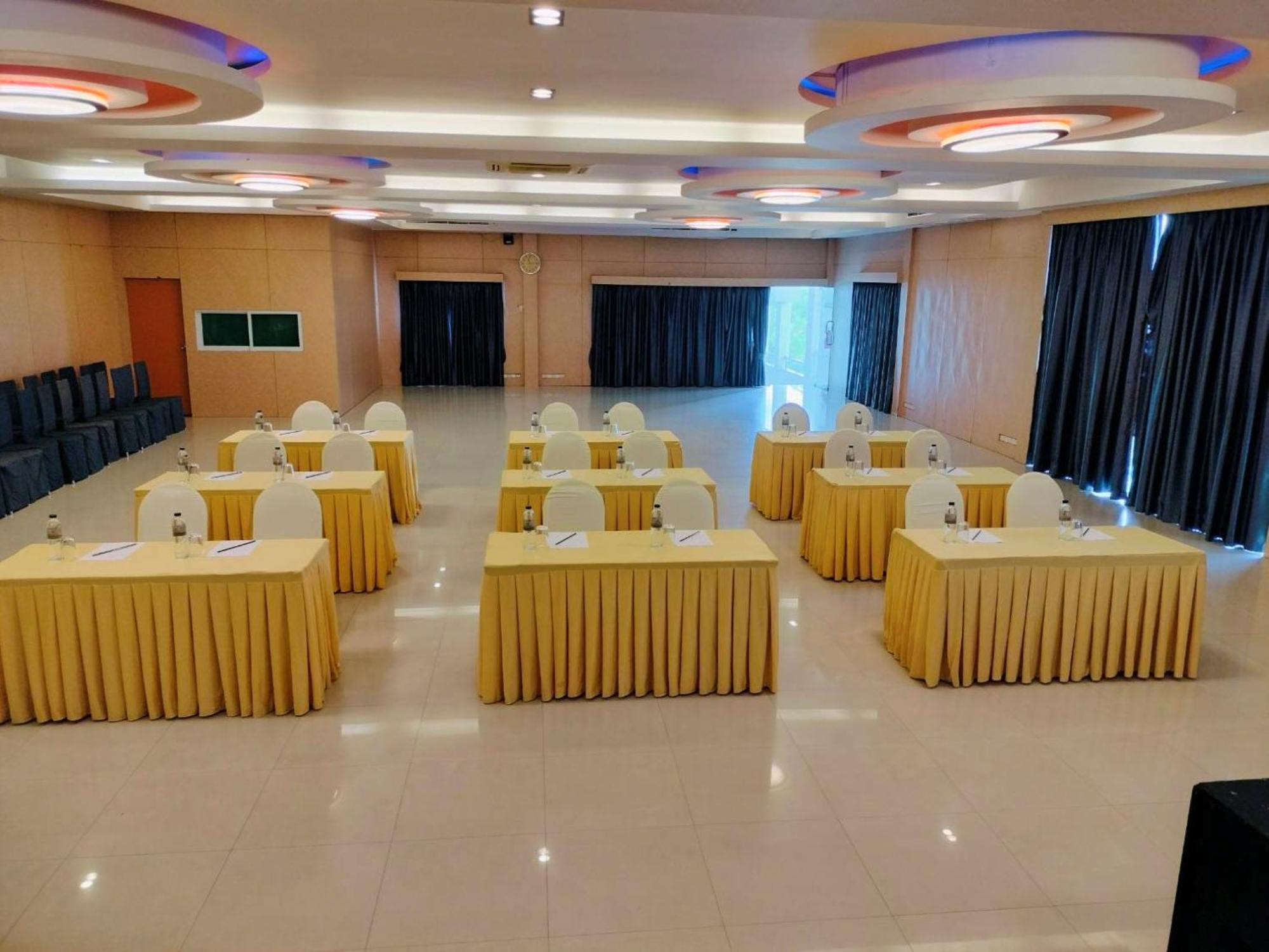 Dragon Beach Resort , Jomtien Beach Pattaya エクステリア 写真